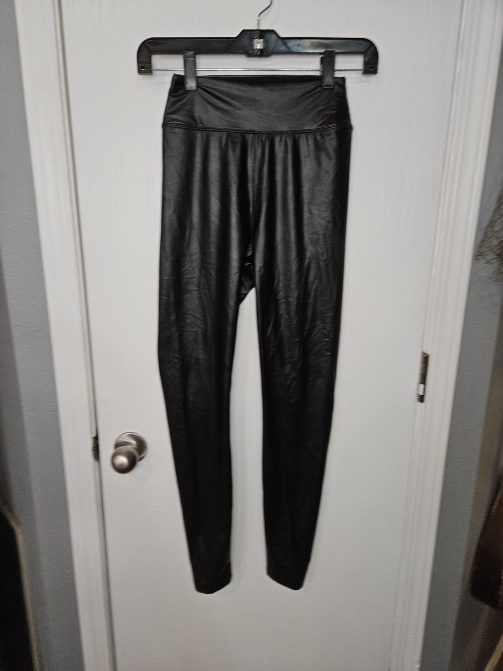 High-Waist Faux Leather Leggings - Black